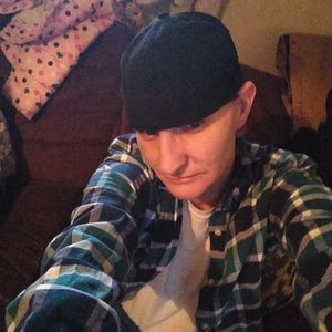 Meet your Posher, Laurie